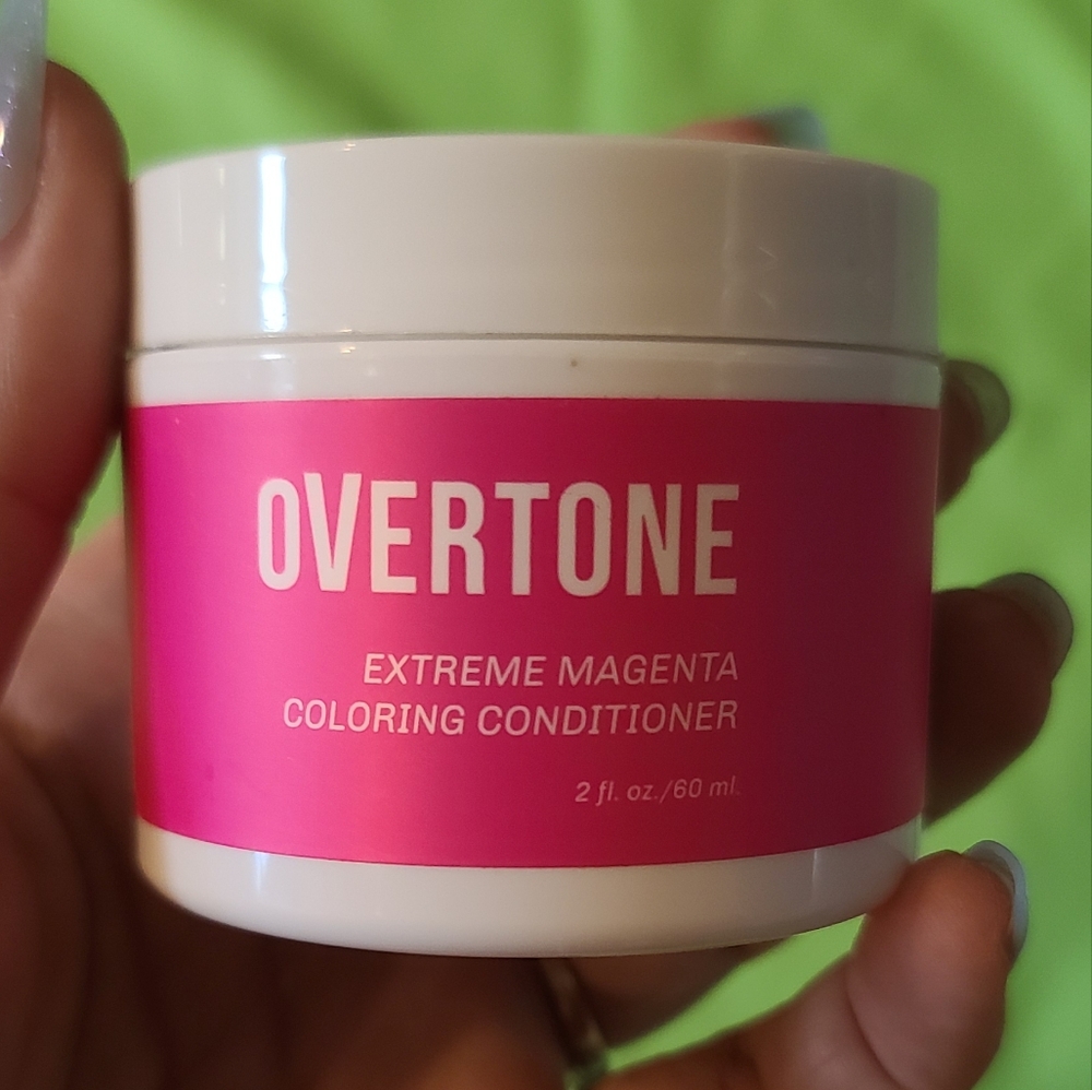 oVertone Extreme Magenta Sample Size Coloring Conditioner